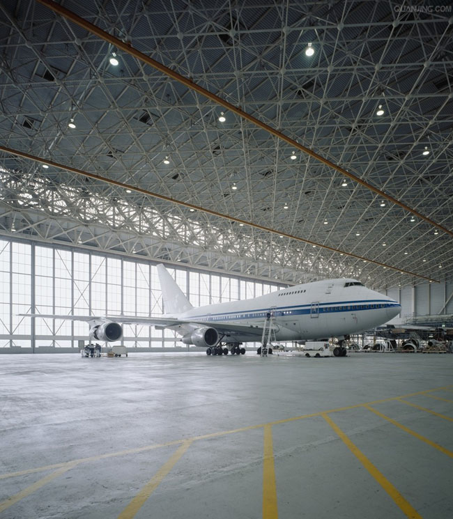 三亚航空工业螺栓球网架工程